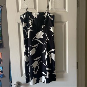 Nine West Woman’s Black and White Floral Dress